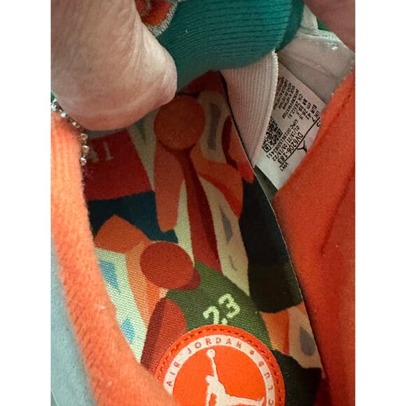 Air Jordan Titan 2 Women's Retro Low Sail/Safety Orange/Chlorophyll size 9.5 New - Picture 16 of 17